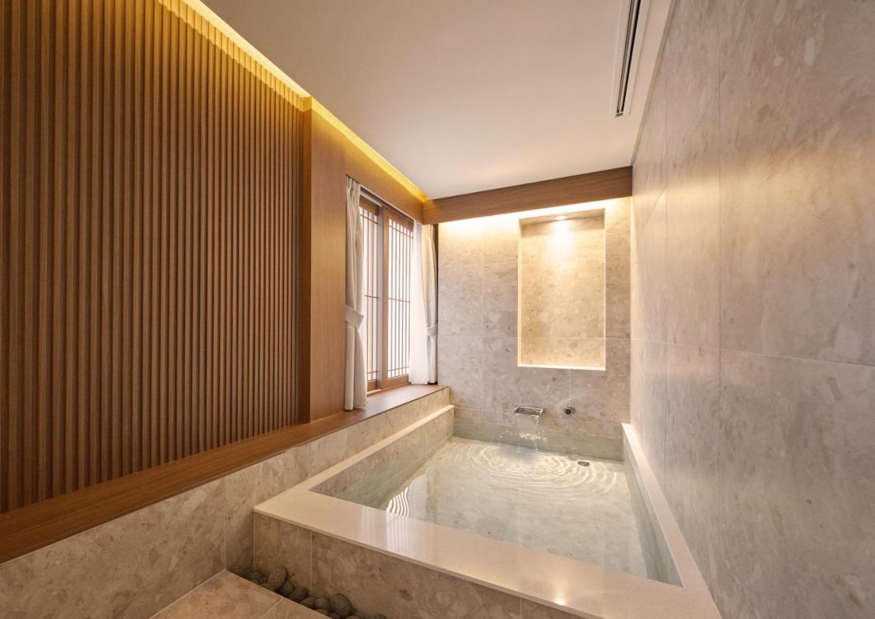 Uh Suite The Myeongdong Seoul Exterior photo